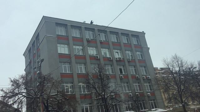 Вот как нужно чистить снег смотреть онлайн
