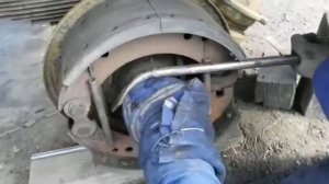 Снимаем ступицу прицепы