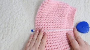 Шикарный объемный берет спицами. Подробный мастер класс..