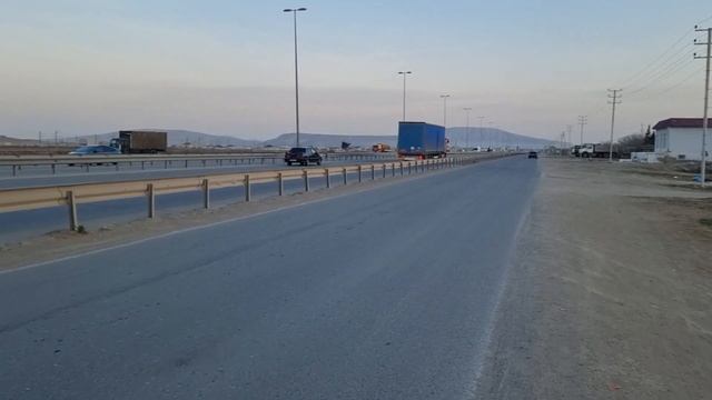 еду в Ленкорань, может даже за гиппами смотреть онлайн