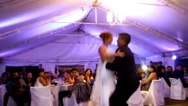 Baile de boda vals Desde el Alma Guadalupe Olivera y Luis Alamo смотреть онлайн