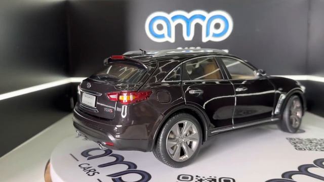 Paudi Models Infiniti FX50S 2009 (5501B) 1:18 смотреть онлайн