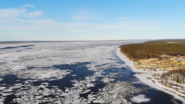 Лёд пошел р.Обь р-он г.Салехард смотреть онлайн