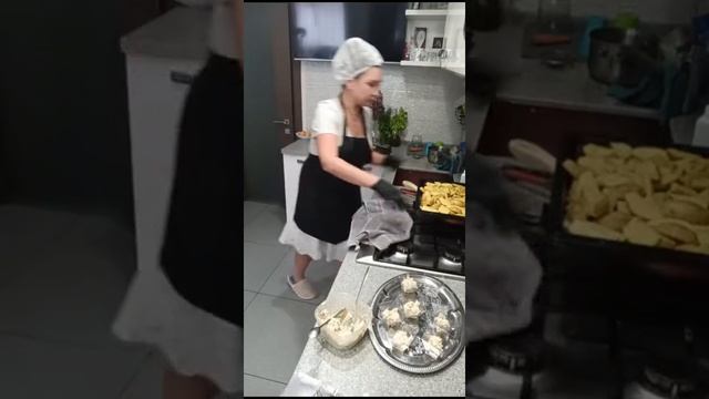 21.09.Шоу+ выполнение заказа.Фруктовая корзина.Сервировка и пр смотреть онлайн