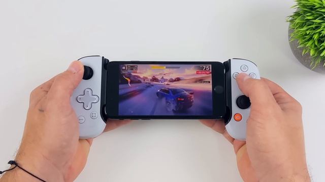 We Turned This $99 Phone Into An Awesome Game Console! Big Screen & Hand-Held Gaming смотреть онлайн