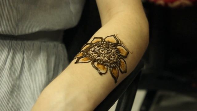 Красивое мехенди by #Airamehendi смотреть онлайн