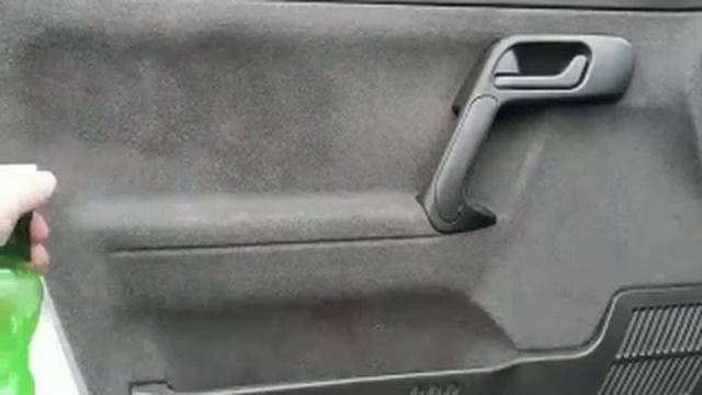 Как быстро и бюджетно очистить салон вашего авто