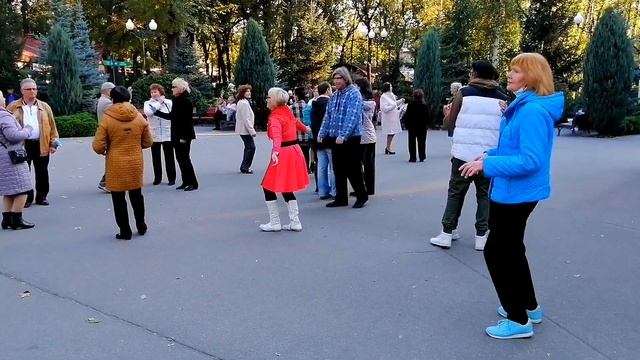 Моя чужая Танцы в парке Горького Харьков Октябрь 2021 смотреть онлайн