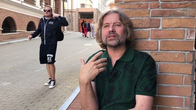 Чем черная дыра отличается от Священной Раны? смотреть онлайн