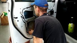 Акустика Blam 165RS и Blam 690RC. Установка в автомобиль Toyota Corolla (E170) 2012-2017