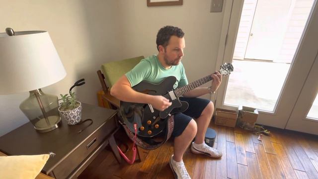New (to me) epiphone dot смотреть онлайн