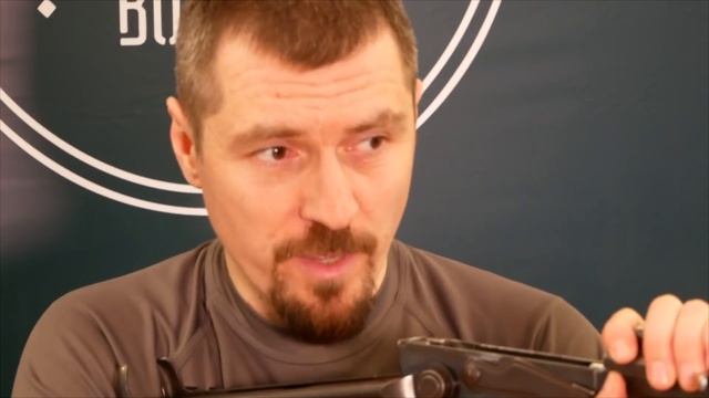 Що робити, якщо вам у руки потрапив ворожий автомат?