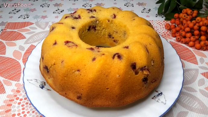 Манник с вишней. Что приготовить с вишней. Рассыпчатый пирог с вишней. смотреть онлайн