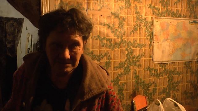Помощь одинокой бабушке после инсульта от жительницы Германии смотреть онлайн