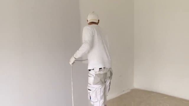Ein Zimmer in 6:35min streichen. So gehts! Airless Farbe spritzen. Rauhfaser streichen. смотреть онлайн