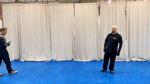 Тактика поединка в ножевом бою, часть 18 смотреть онлайн