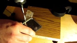 Сверление перпендикулярных отверстий "на коленке" (под углом 90 к поверхности)