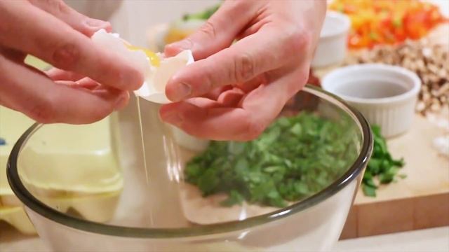 Healthy Egg Muffin Recipes! смотреть онлайн
