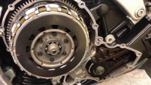 Продолжение установки корзины сцепления на BMW K1200S