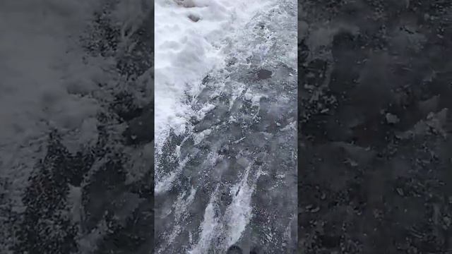Ходим по улице в наручниках на ногах. Челендж😂😂 смотреть онлайн