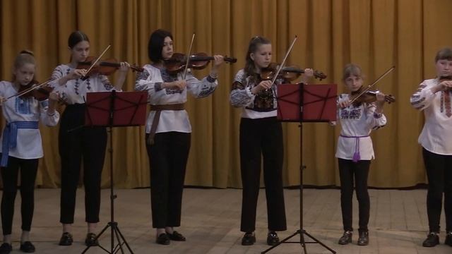 М. Лисенко "Боже, великий, єдиний" у виконанні ансамблю скрипалів. Кер. Цап"як Г, концерт. Барабах смотреть онлайн