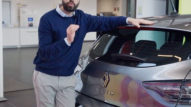 Presentazione nuova Renault Clio EVOLUTION in Concessionaria Manelli Brescia смотреть онлайн