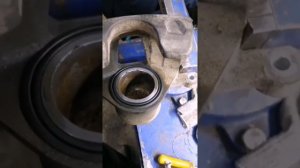 Шевроле лачети. Замена тормозной жидкости обернулась ремонтом суппорта. Замена датчика распредвала.