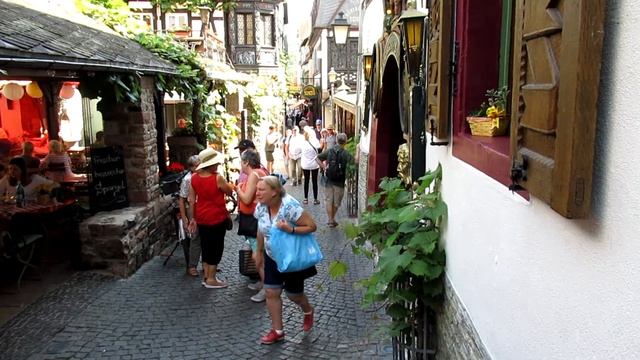 Town Centre, Rudesheim, Germany смотреть онлайн