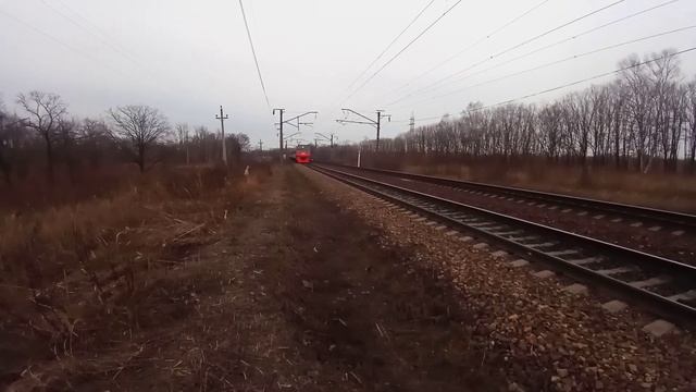 Долгожданный экспресс! ЭД9МК-0100 "Ерофей Хабаров" сообщением Владивосток-Ружино смотреть онлайн