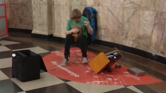 Балалаечник на Таганской кольцевой смотреть онлайн