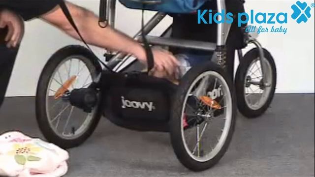 Giới thiệu mẫu xe đẩy Zoom 360 Joovy tại siêu thị mẹ và bé Kids Plaza смотреть онлайн