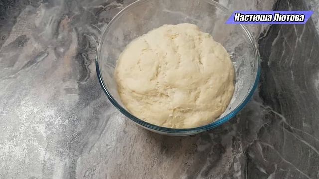 ГИГАНТСКИЙ хачапури с сыром по аджарски. Хачапури в духовке смотреть онлайн