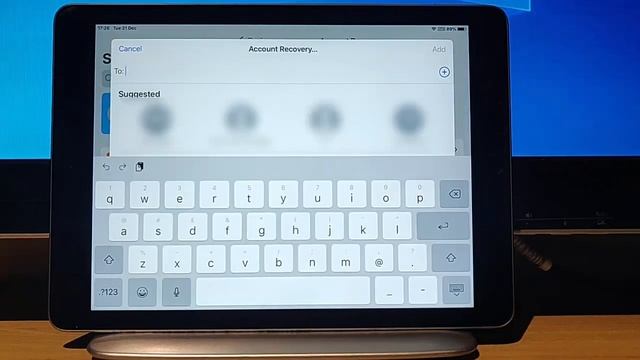 iPhone, iPad or Mac Users, Let a friend help you out if you get locked out of your Device or ID смотреть онлайн
