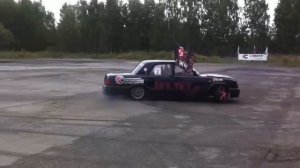 Дрифт Волги 31105