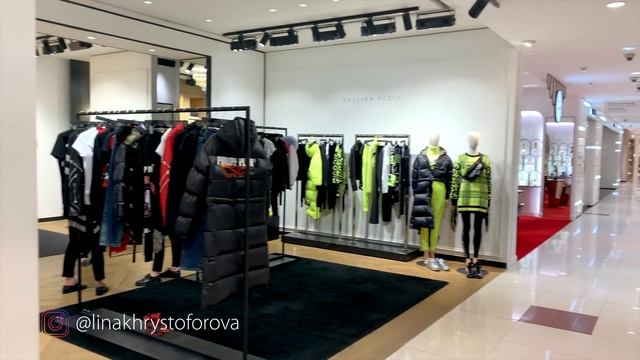 Москва. Что нового в ЦУМ на сезон осень-зима 2019-20 смотреть онлайн