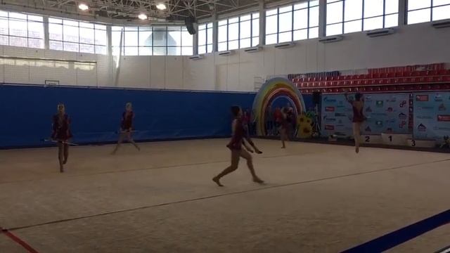 Художественная гимнастика. Команда города Армавира.У упражнение с булавами.?? смотреть онлайн