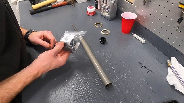 Rockshox Recon Travel Increase and Lower Leg Service смотреть онлайн