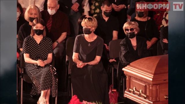 "Слезам поверили все" - ЦЕРЕМОНИЯ ПРОЩАНИЯ с Владимиром МЕНЬШОВЫМ окончилась в Москве смотреть онлайн