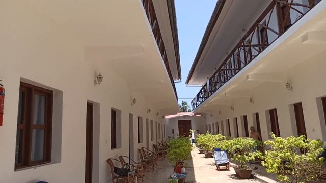 Подробный обзор отеля Amaan Beach Bungalows Nungwi. Март 2021 Занзибар. Пляж Нунгви без отливов смотреть онлайн