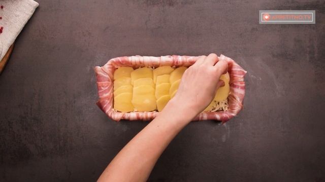 Рецепт террина, который покорил всех хозяек - из картофеля и мясного фарша! смотреть онлайн