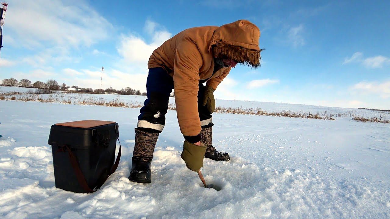 Рыбалка в мороз -18. Рыбное место. смотреть онлайн