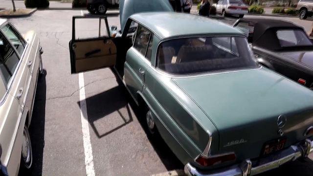 MERCEDES SUNDAY BREAKFAST MEET. смотреть онлайн