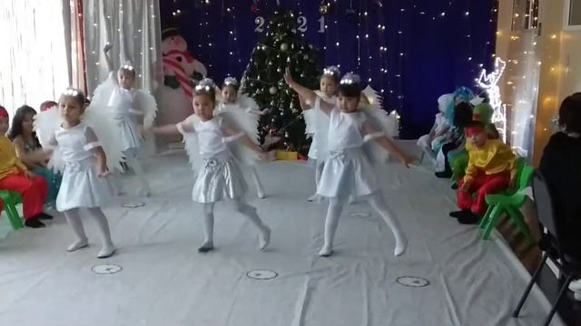 Танец "Ангелов" Акбота смотреть онлайн