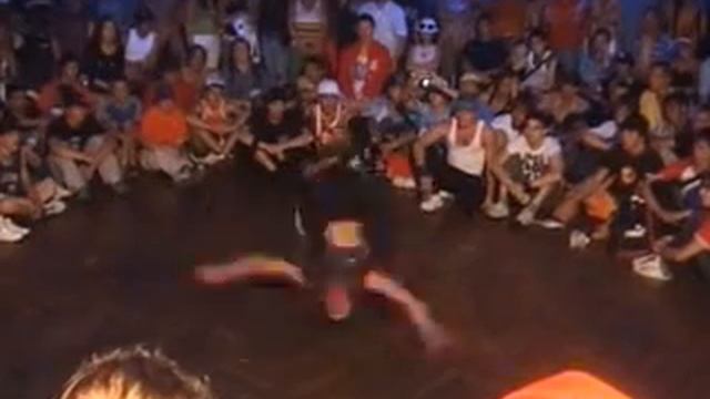 Battle HeadSpin 2005 Yalta смотреть онлайн