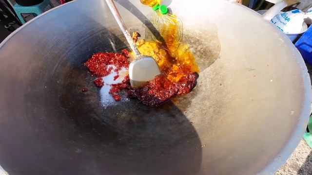 Thai street food - Khlong Thom Phra Samut Chedi Market смотреть онлайн