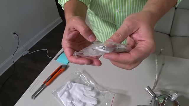 Распаковка-сюрприз! Купили потерянные посылки по $6, не знаем что внутри! Дорогие находки в посылка смотреть онлайн