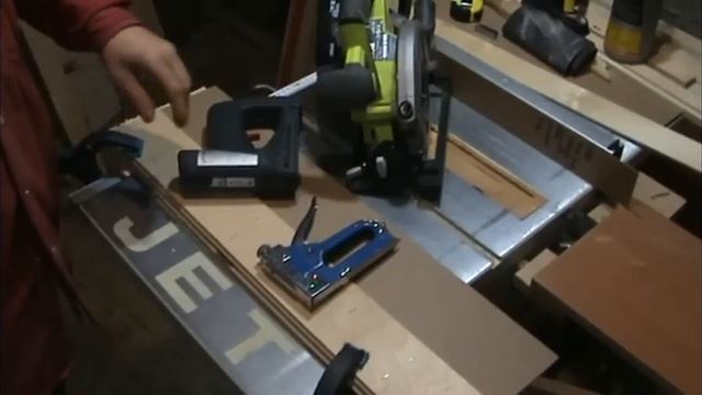 Как резать ДСП без сколов. Самодельная шина для циркулярной пилы смотреть онлайн