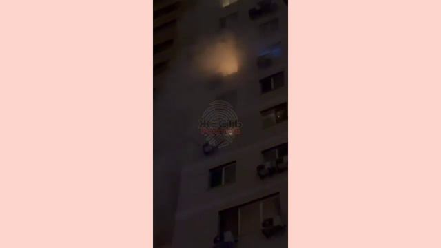 Ростов-на-Дону: в 30 доме на Шаумяна ночью произошел пожар. 🔥 смотреть онлайн