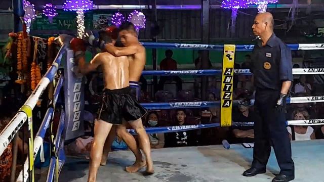 Autsanai (red) Vs Phetsansuk (blue), Rd 01, 50 kilos, @Antza Thaiboxing смотреть онлайн