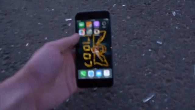 The removal of a giant iPhone 6s glass ball from a height of 100 feet! смотреть онлайн